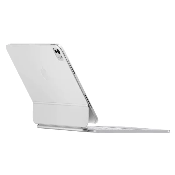 Alternative view of Magic Keyboard for iPad Pro 11‑inch (M4 and M5)